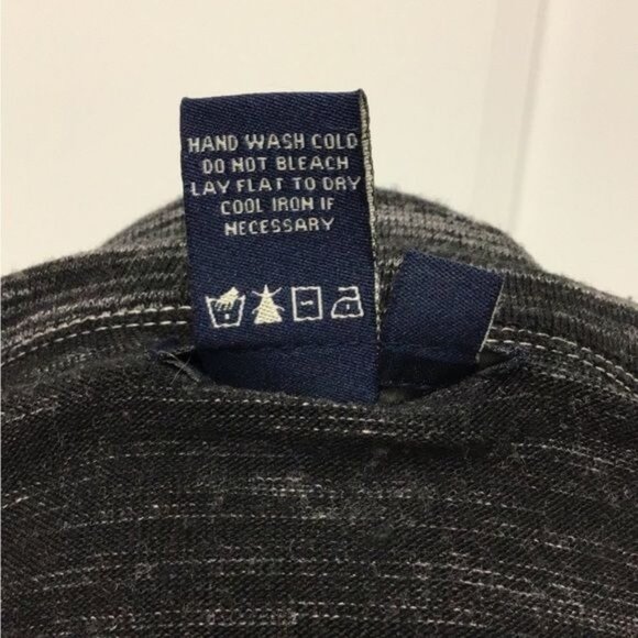 Max Edition Women’s Oversized Balloon Sleeve Marled Sweater, Black, size M - Picture 7 of 7